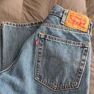 Levi's Men's Light Blue 517 Relaxed Straight Jeans